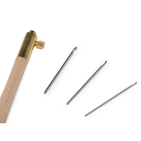 Aari needle - handle and 3 needles with hooks - Mix of sizes (5 Sets) Aari needle - handle and 3 needles with hooks - Mix of sizes (5 Sets)