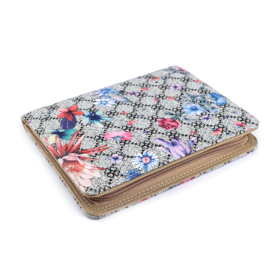 A set of circular needles with screw in a case - Lightbeige (2 Sets) A set of circular needles with screw in a case - Lightbeige (2 Sets)