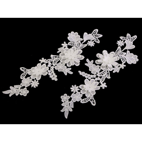 Wstawka dekoltowa / aplikacja koronkowa 3d 10x28 cm - White (6 Sztuki) Wstawka dekoltowa / aplikacja koronkowa 3d 10x28 cm - White (6 Sztuki)