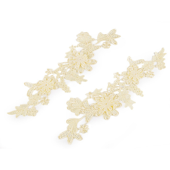 Wstawka dekoltowa / aplikacja koronkowa 3d 10x28 cm - White (6 Sztuki) Wstawka dekoltowa / aplikacja koronkowa 3d 10x28 cm - White (6 Sztuki)