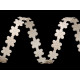 Aplikacja satynowa w taśmie szerokość 10mm kwiatki - White (1 Metr) Aplikacja satynowa w taśmie szerokość 10mm kwiatki - White (1 Metr)