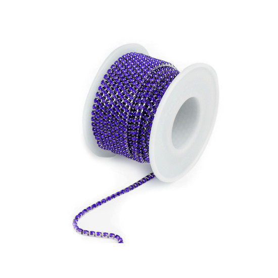 Rhinestone chain trim width 2.4 mm - Crystal (9 Meters) Rhinestone chain trim width 2.4 mm - Crystal (9 Meters)