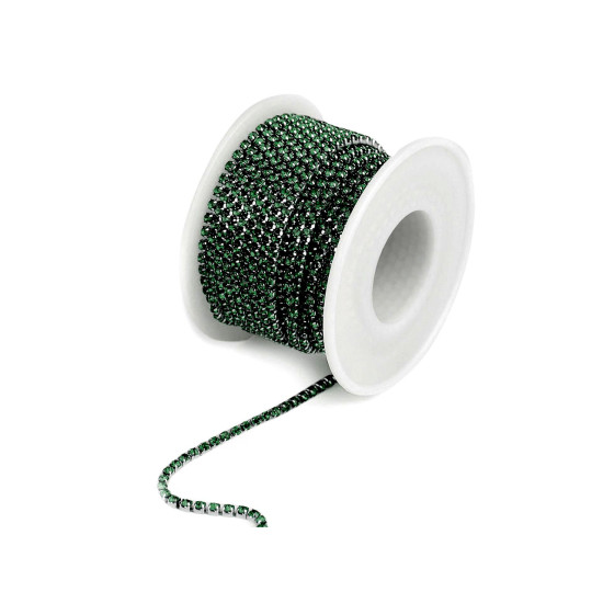 Rhinestone chain trim width 2.4 mm - Crystal (9 Meters) Rhinestone chain trim width 2.4 mm - Crystal (9 Meters)