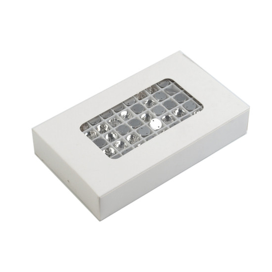 Szlifowane kamienie, dżety do przyszycia ø8 mm - Crystal (84 Sztuki) Szlifowane kamienie, dżety do przyszycia ø8 mm - Crystal (84 Sztuki)