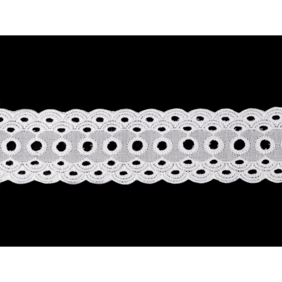 Haft angielski bawełniany szerokość 40 mm - Off white (1 Metr) Haft angielski bawełniany szerokość 40 mm - Off white (1 Metr)