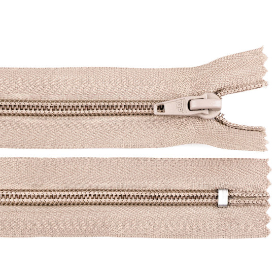 Nylon zipper, no 5, closed-end 18cm pol - Red (10 Pieces) Nylon zipper, no 5, closed-end 18cm pol - Red (10 Pieces)