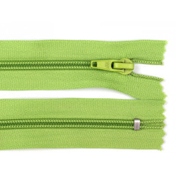 Nylon zipper, no 5, closed-end 18cm pol - Light green (1 Piece)
