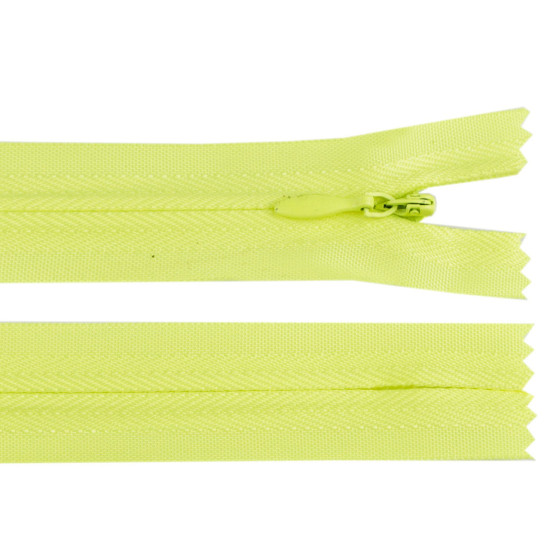 Invisible zipper no 3, length 30 cm - Light pink (1 Piece)