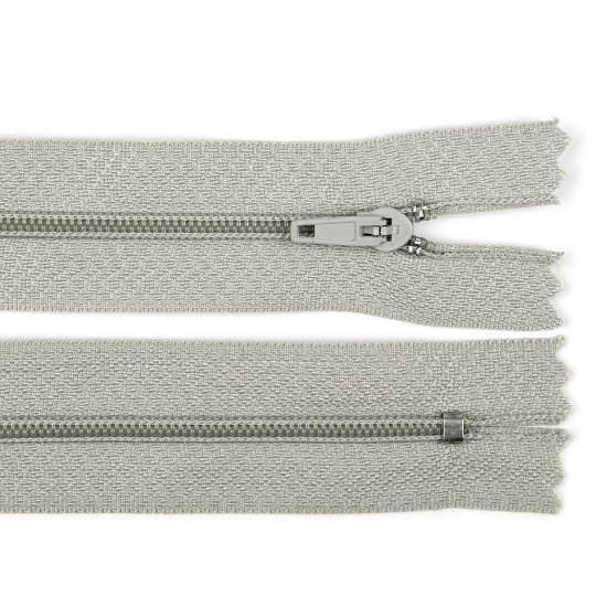 Nylon zipper, no 3, length 20 cm pinlock - Sea shell (50 Pieces) Nylon zipper, no 3, length 20 cm pinlock - Sea shell (50 Pieces)