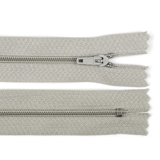 Nylon zipper, no 3, length 35 cm pinlock - Cream lightest (1 Piece) Nylon zipper, no 3, length 35 cm pinlock - Cream lightest (1 Piece)