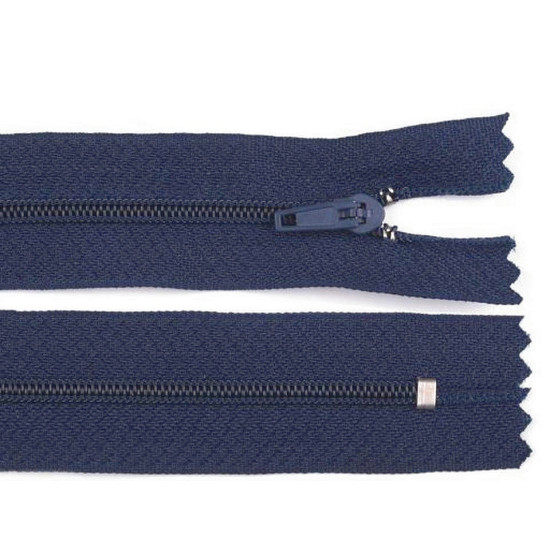 Nylon zipper, no 3, length 35 cm pinlock - Cream lightest (1 Piece) Nylon zipper, no 3, length 35 cm pinlock - Cream lightest (1 Piece)