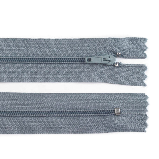 Cerniera in nylon, n. 3, lunghezza: 45 cm, con pinlock - Bianco (50 Pezzi) Cerniera in nylon, n. 3, lunghezza: 45 cm, con pinlock - Bianco (50 Pezzi)