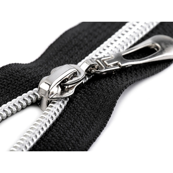 Nylon zipper with silver teeth no 7, length 75 cm - Red (10 Pieces) Nylon zipper with silver teeth no 7, length 75 cm - Red (10 Pieces)