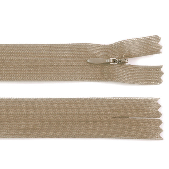 Invisible nylon zipper no 3, length 50 cm, dederon - Azure blue (1 Piece) Invisible nylon zipper no 3, length 50 cm, dederon - Azure blue (1 Piece)