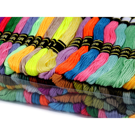 Embroidery yarn mouline type, diamond set 100 pcs/8 m - Mix (100 Pieces) Embroidery yarn mouline type, diamond set 100 pcs/8 m - Mix (100 Pieces)