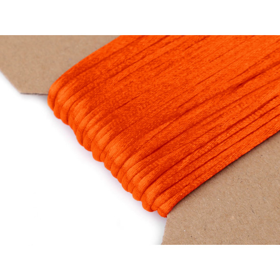 100% polyester rattail satin cord ø2mm - Creamy light (200 Meters) 100% polyester rattail satin cord ø2mm - Creamy light (200 Meters)