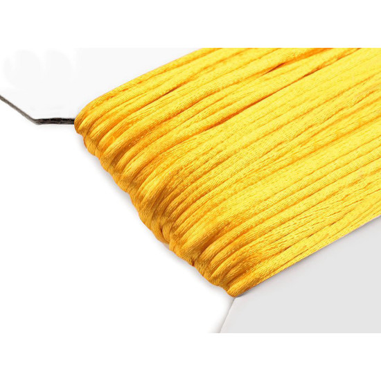 100% polyester rattail satin cord ø2mm - Creamy light (200 Meters) 100% polyester rattail satin cord ø2mm - Creamy light (200 Meters)