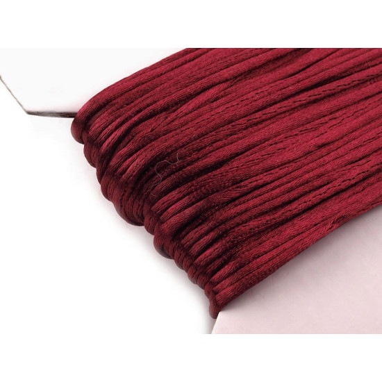 100% polyester rattail satin cord ø2mm - Creamy light (200 Meters) 100% polyester rattail satin cord ø2mm - Creamy light (200 Meters)