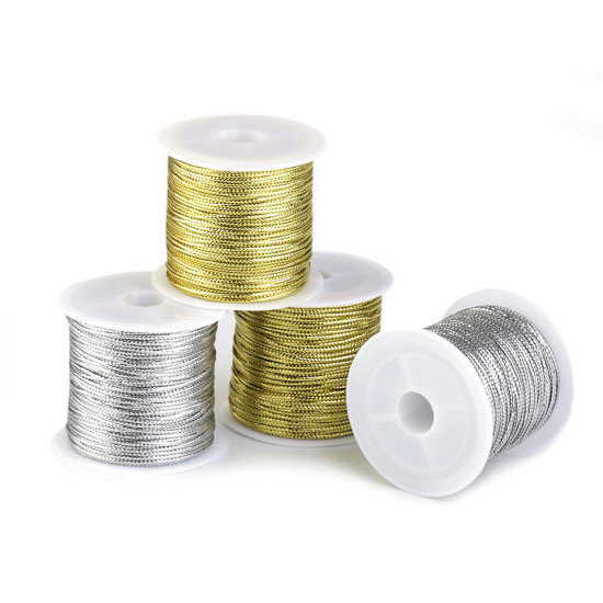 Sznureczek ozdobny z lureksem szerokość 1,1 mm płaski - Srebrny (20 Sztuki) Sznureczek ozdobny z lureksem szerokość 1,1 mm płaski - Srebrny (20 Sztuki)