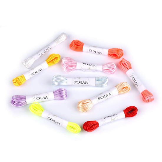 Szatén zsinór ø1 mm 3 m köteg - Sötét mix (40 Csokrok)