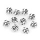 Accesoriu / ornament metalic trifoi, 8x8 mm - Argintiu (10 Bucăți) Accesoriu / ornament metalic trifoi, 8x8 mm - Argintiu (10 Bucăți)