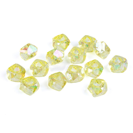 Koraliki plastikowe duży otwór do przewlekania diament z efektem ab 8x13 mm - Miętowy (10 Gramy) Koraliki plastikowe duży otwór do przewlekania diament z efektem ab 8x13 mm - Miętowy (10 Gramy)