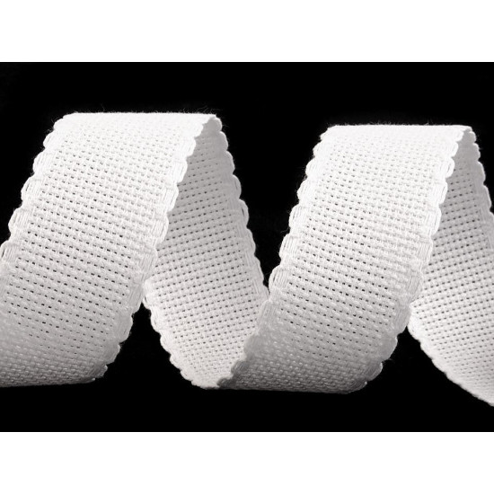 Kanwa w taśmie szerokość 30mm ząbkowana - White (1 Metr) Kanwa w taśmie szerokość 30mm ząbkowana - White (1 Metr)