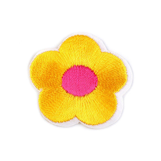 Aplicație termoadezivă floare - Alb (10 Bucăți) Aplicație termoadezivă floare - Alb (10 Bucăți)