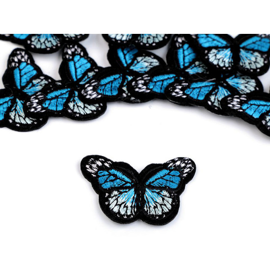 Petit patch thermocollant papillon - Couleur prune (10 Pièces) Petit patch thermocollant papillon - Couleur prune (10 Pièces)