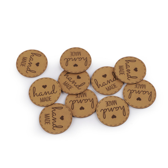 Écusson/étiquette en éco-cuir - « hand made » (fait main) - Marron (10 Pièces) Écusson/étiquette en éco-cuir - « hand made » (fait main) - Marron (10 Pièces)