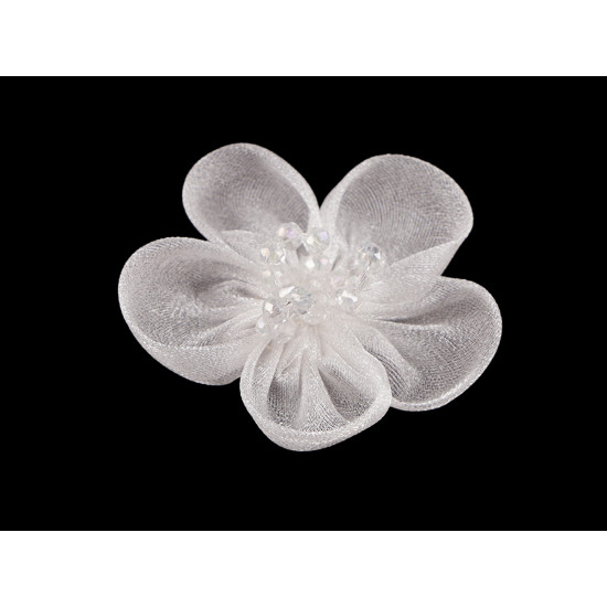 Kwiat z organzy z szlifowanymi koralikami do przyklejenia / do przyszycia ø4,5 cm - Jasnybeżowy (30 Sztuki) Kwiat z organzy z szlifowanymi koralikami do przyklejenia / do przyszycia ø4,5 cm - Jasnybeżowy (30 Sztuki)