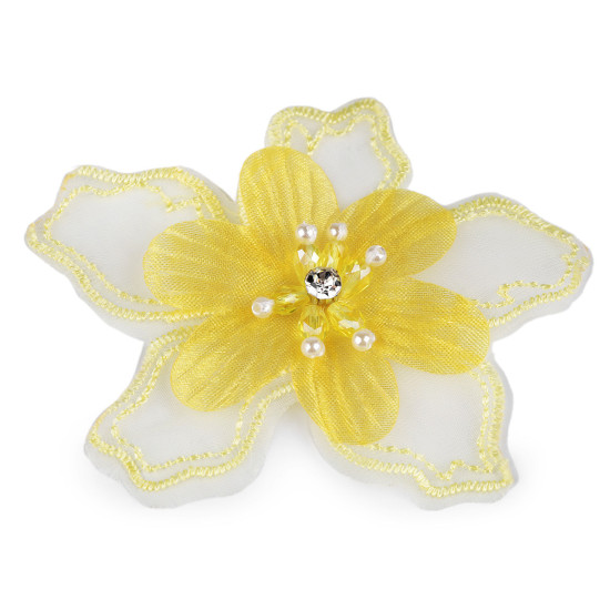 Kwiatek z kamyczkiem i koralikami do przyszycia / przyklejenia ø8 cm - Kremowyjasny (10 Sztuki) Kwiatek z kamyczkiem i koralikami do przyszycia / przyklejenia ø8 cm - Kremowyjasny (10 Sztuki)