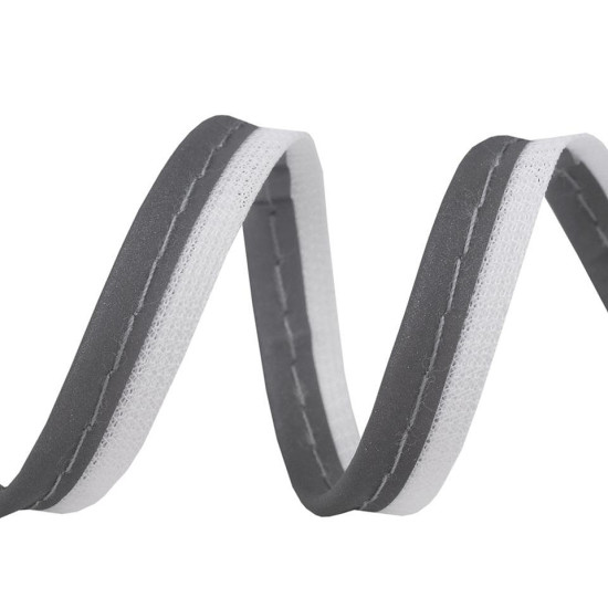 Insertion piping width 10 mm - Black (1 Meter) Insertion piping width 10 mm - Black (1 Meter)