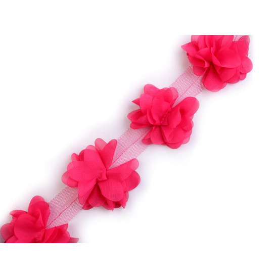 Chiffon flower trim on tulle width 60 mm - Cream lightest (9 Meters) Chiffon flower trim on tulle width 60 mm - Cream lightest (9 Meters)