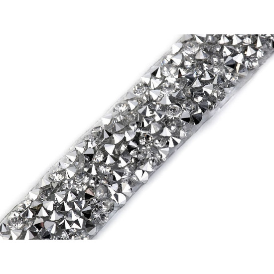 Iron on rhinestone trimming braid width 15 mm - Red (9 Meters) Iron on rhinestone trimming braid width 15 mm - Red (9 Meters)