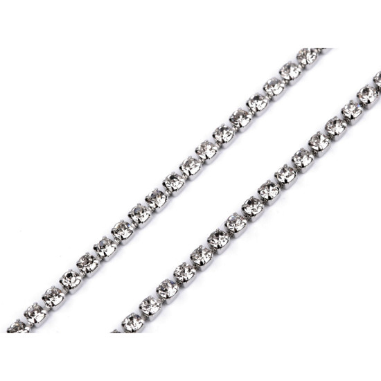 Rhinestone chain / trimming width 2 mm - Crystal ab (9 Meters) Rhinestone chain / trimming width 2 mm - Crystal ab (9 Meters)