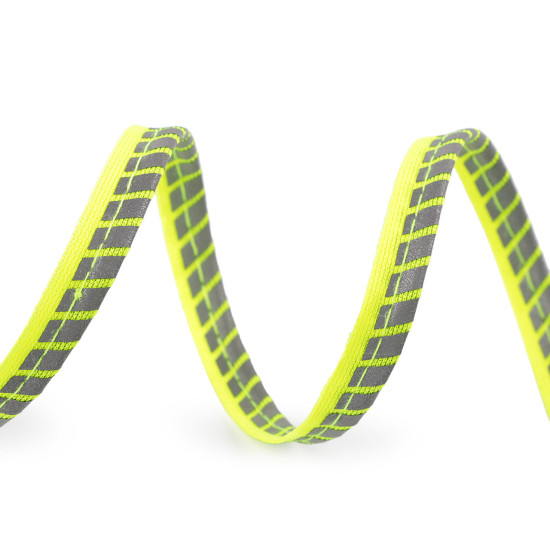 Biais/liseré réfléchissant, largeur 10 mm - Réfléchissant jaune (1 Mètre) Biais/liseré réfléchissant, largeur 10 mm - Réfléchissant jaune (1 Mètre)