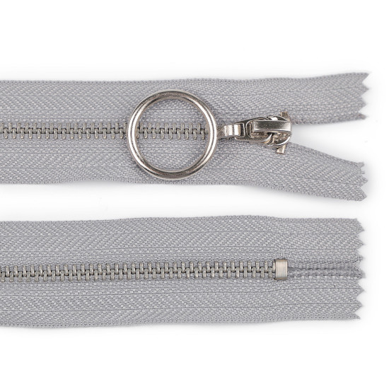Metal zipper no 4, width 20 cm, with silver teeth - Black (25 Pieces) Metal zipper no 4, width 20 cm, with silver teeth - Black (25 Pieces)