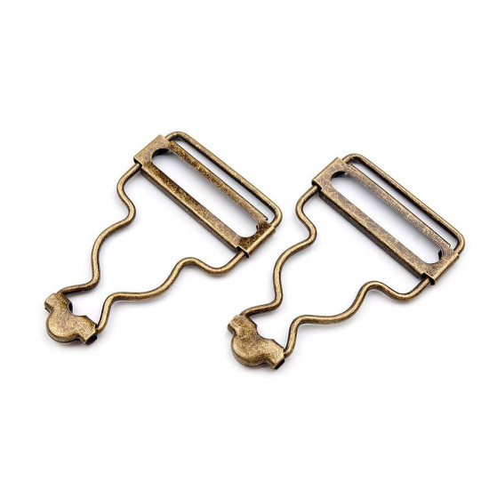 Dungaree clips, pulling hole 28; 30; 38 mm - Vintage brass (4 Pieces) Dungaree clips, pulling hole 28; 30; 38 mm - Vintage brass (4 Pieces)