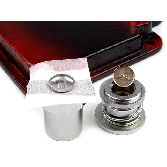 Self-cover all metal button 44' - Nickel (100 Sets) Self-cover all metal button 44' - Nickel (100 Sets)