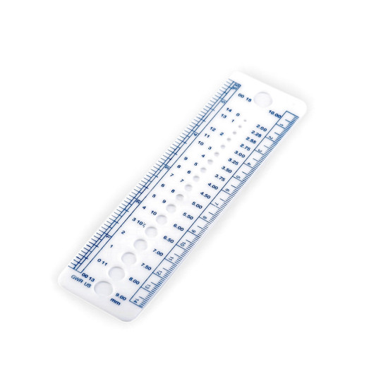 Knitting needle sizer gauge ruler - White (5 Pieces) Knitting needle sizer gauge ruler - White (5 Pieces)