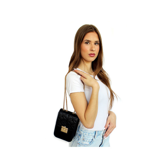 Dámska kabelka prešívaná crossbody so včelou 13x18,5 cm - Pudrová (1 Kus) Dámska kabelka prešívaná crossbody so včelou 13x18,5 cm - Pudrová (1 Kus)
