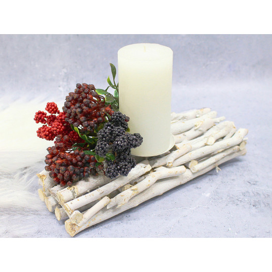 Artificial blackberries and raspberries on wire - Black (3 Bunches) Artificial blackberries and raspberries on wire - Black (3 Bunches)