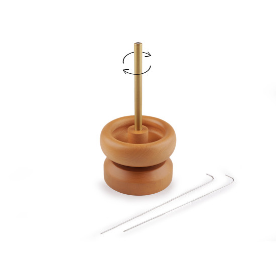 Wooden mill for threading seed beads ø9 and 10 cm with a needle - Ivory (3 Pieces) Wooden mill for threading seed beads ø9 and 10 cm with a needle - Ivory (3 Pieces)
